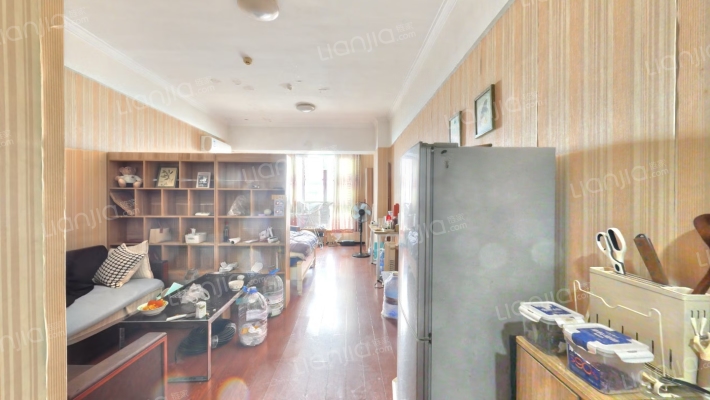 瑞贝卡酒店公寓二手房实景图