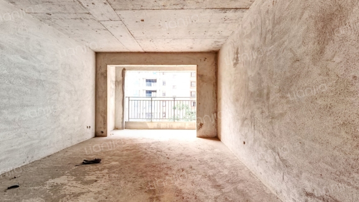 东城雅苑二手房实景图