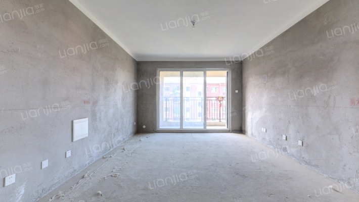 天泰滟澜公馆东区二手房实景图