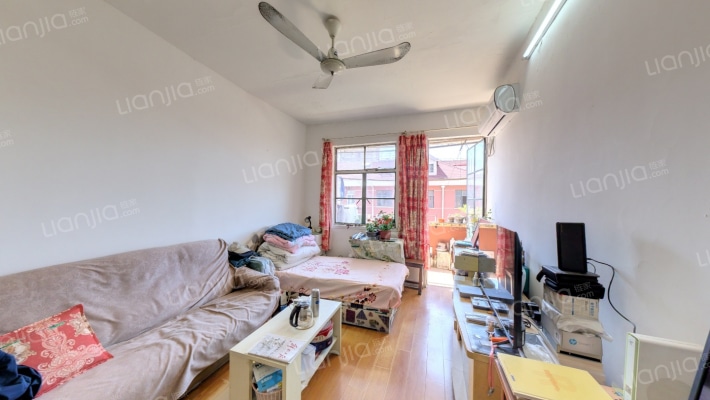 漕溪一村二手房实景图