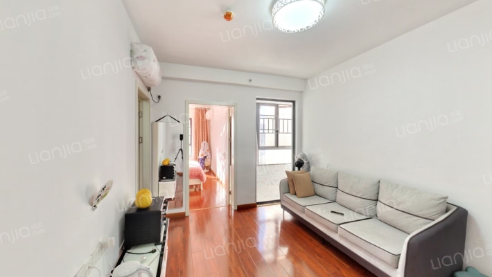 天鸿中央大院二手房实景图