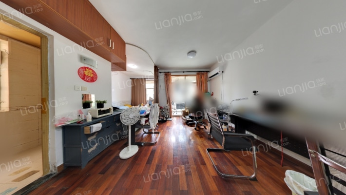 玮鹏花园二手房实景图