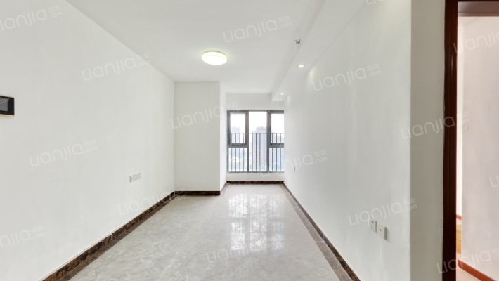 盈富国际二手房实景图