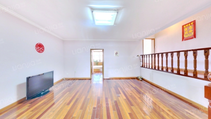 中艺瑞宝名苑二手房实景图