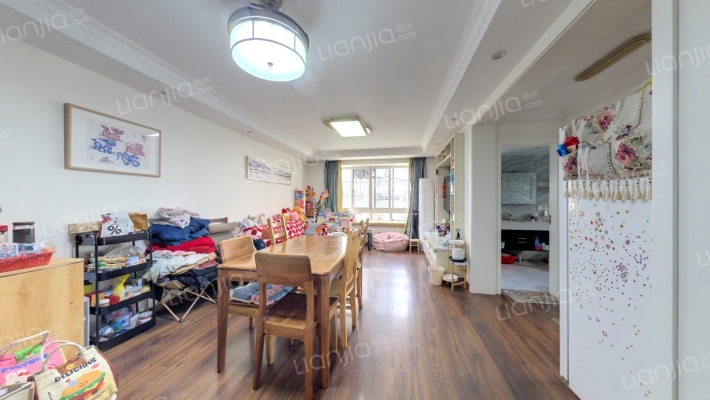 星华公寓二手房实景图