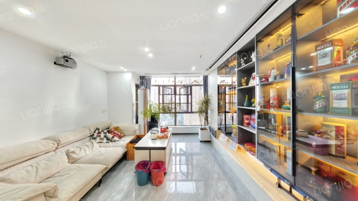 绿地云公馆二手房实景图