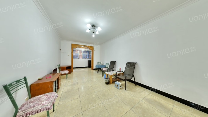 钢管厂三区二手房实景图