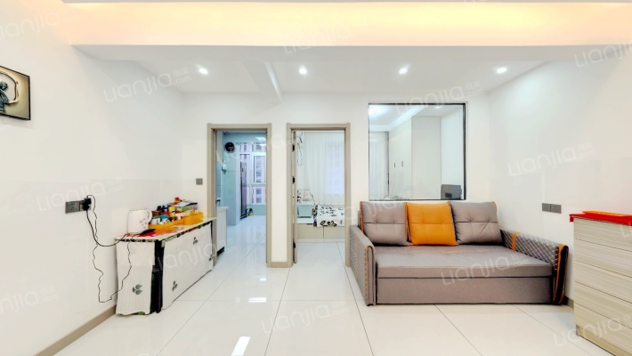 滨港水岸E区二手房实景图