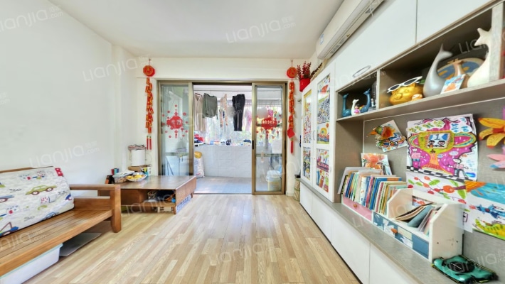 宝海花园二手房实景图