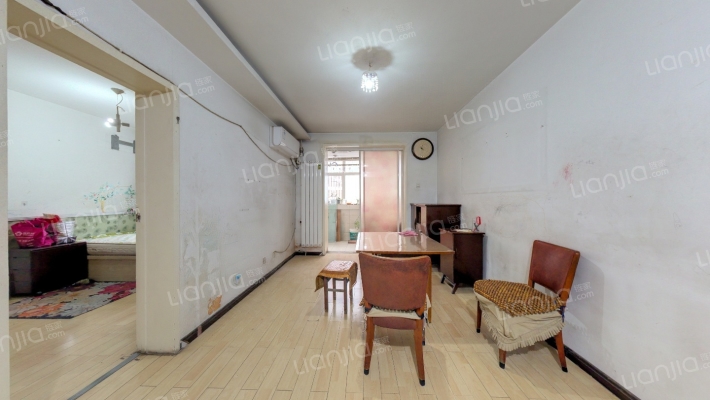 旅游宿舍二手房实景图