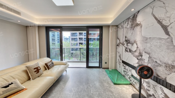 绿城玉海棠里二手房实景图