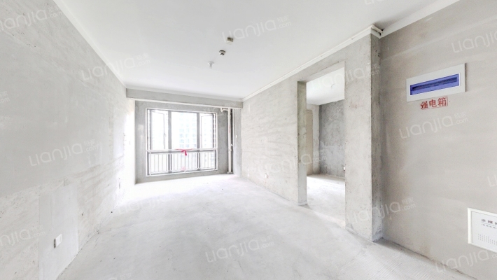 国鸿大发清水湾二手房实景图