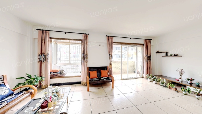 银河花园二手房实景图