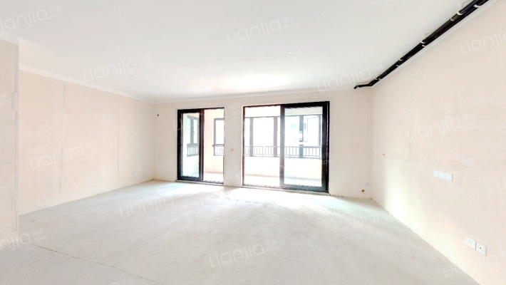 龙湖龙誉城北区二手房实景图