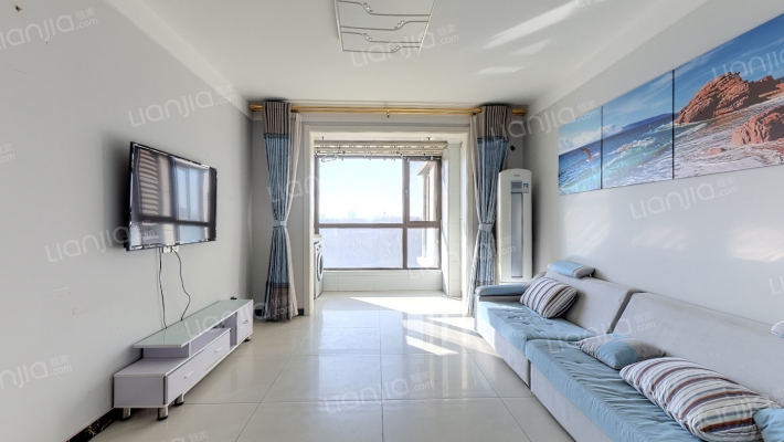 天伦湾  中高楼层  采光一点遮挡都没有-客厅