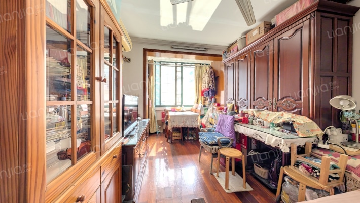 五里桥路260弄二手房实景图