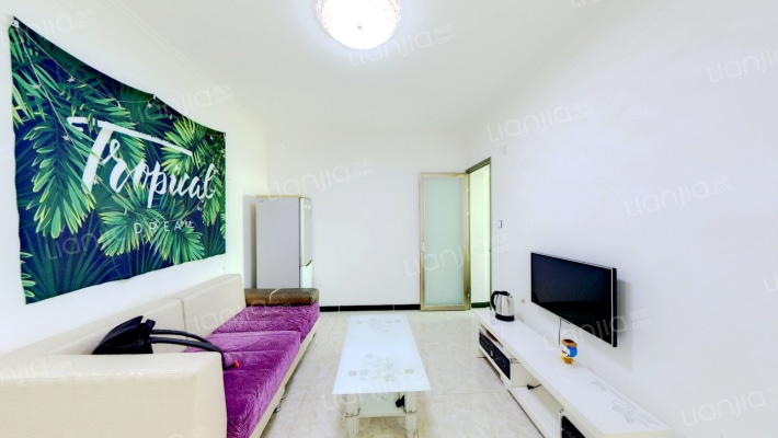 房子中间楼层，无遮挡，精装修，户型方正-客厅