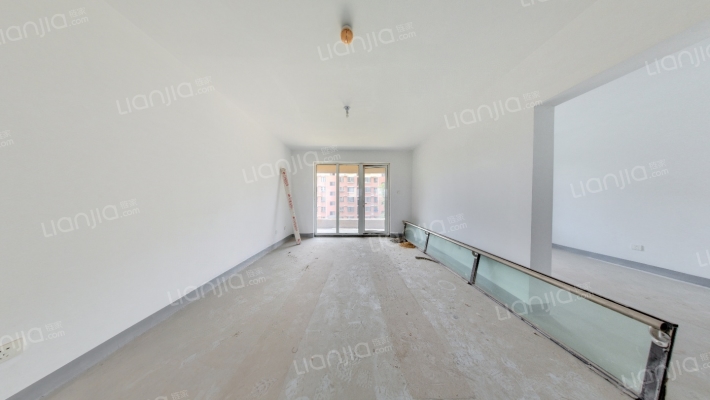 保利西乡月西区二手房实景图