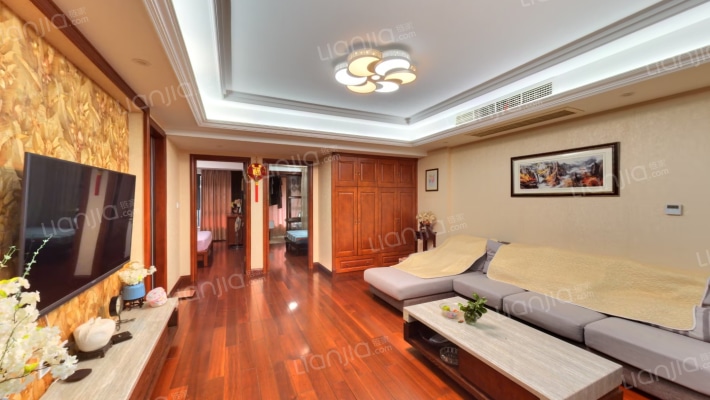 银泰城二手房实景图