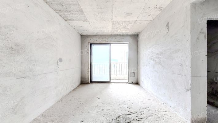 国鹏润德学府二手房实景图