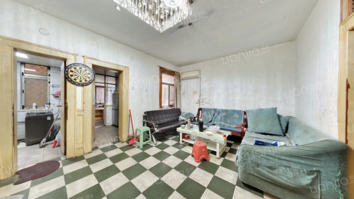 郑密路37号院二手房实景图