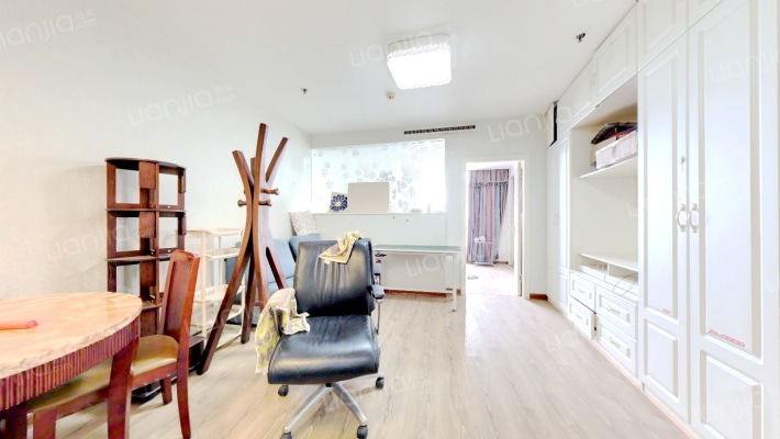 中环国际二手房实景图