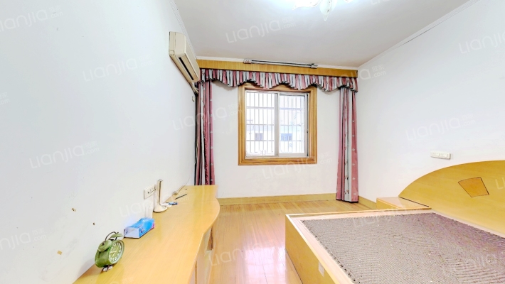 新华新村二手房实景图