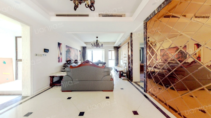 保利公园198蔷薇郡二手房实景图