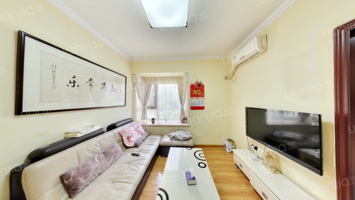 一品嘉庭二手房实景图