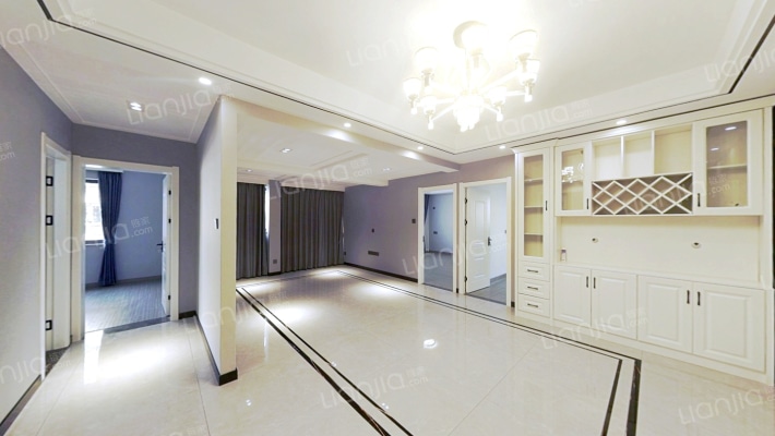 中特大厦A座二手房实景图