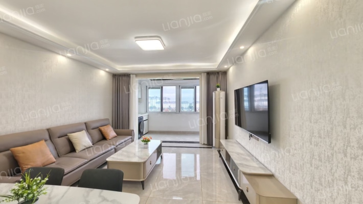 新沪紫郡苑二手房实景图