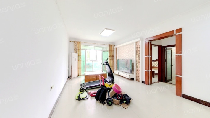 豪润名苑二手房实景图