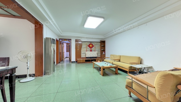 瑞华苑二手房实景图