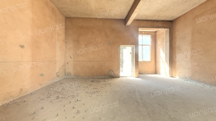 金林碧水小区二手房实景图