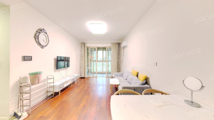 日月光伯爵湾（一期）二手房实景图