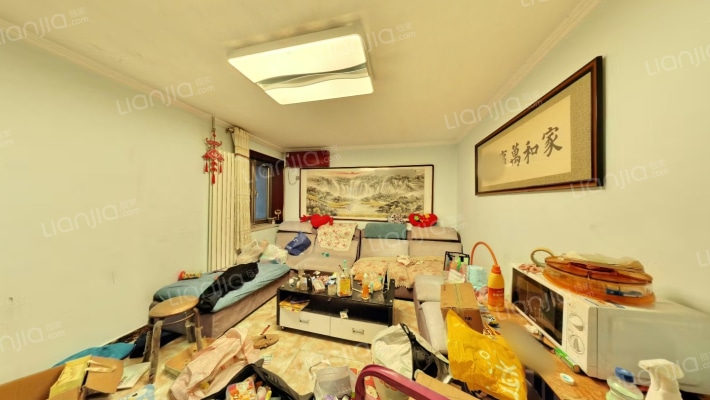 建材城东一里西院二手房实景图