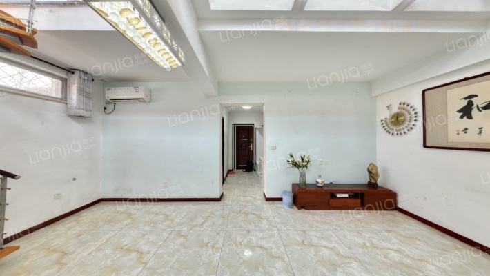 东北隅新村2段二手房实景图