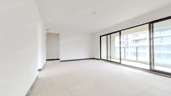 龙湖景粼天著花千树二手房实景图