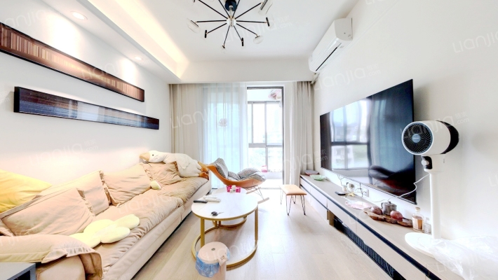 十里长江江悦二手房实景图