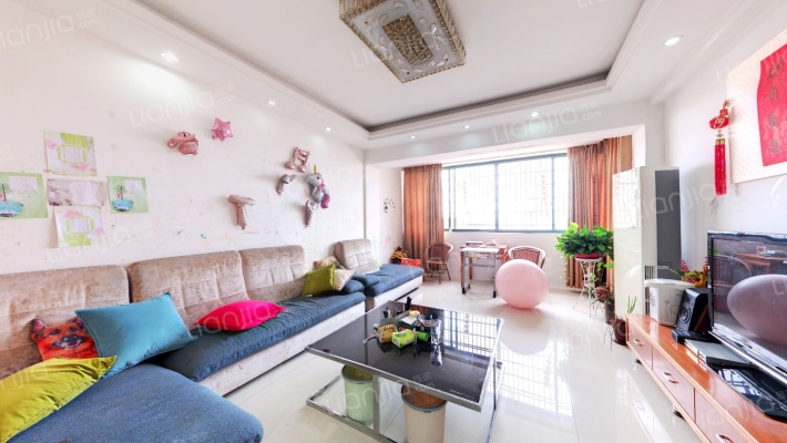 春天雅苑二手房实景图