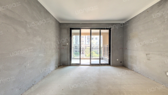 绿地·溱水小镇二手房实景图