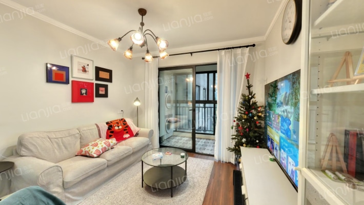 万科城二期B区二手房实景图