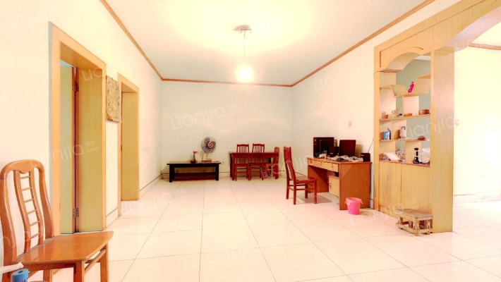 眉东大市场家属区二手房实景图