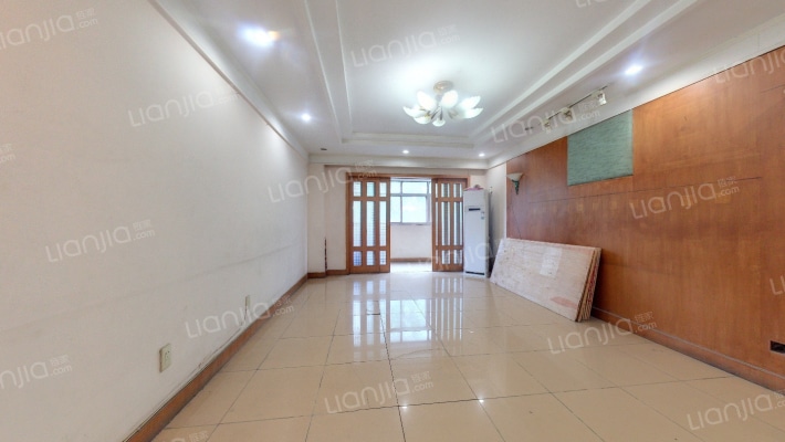 绿城花园二手房实景图