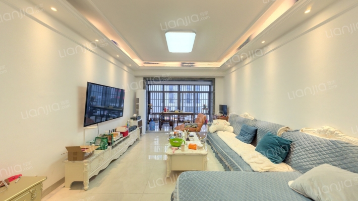 金鹿花园三期二手房实景图