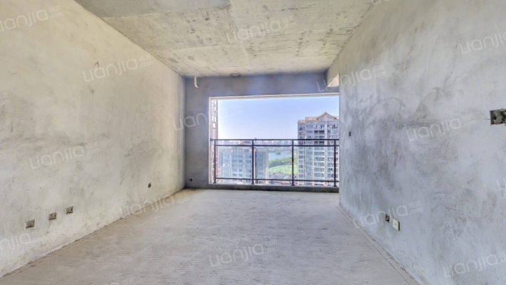 龙玺台二手房实景图