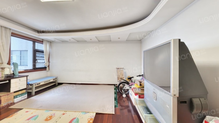 长城花苑二手房实景图