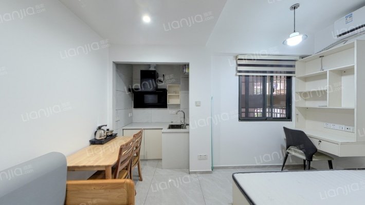 迎霞新城东区二手房实景图