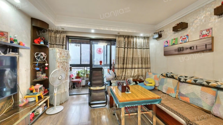 027社区二手房实景图