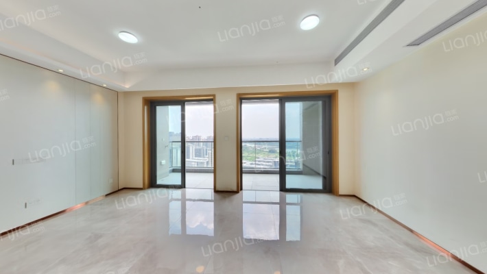 金海岸花园云起兴泰二手房实景图